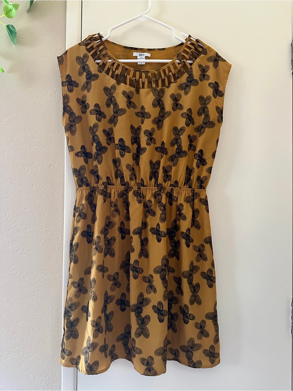 Bar III Butterfly Dress Size Large- Mustard and Black Sleeveless NWOT
